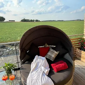 Chalet-ferienwohnung Giebeltraum, 115 Qm, Wellness/fitness/sauna - Bergroedelhof Feilitzsch
